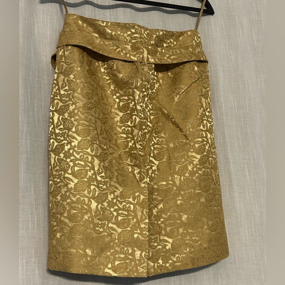 Anne Klein - Gold Tailored Trench and Skirt Suit set - Picture 15 of 16